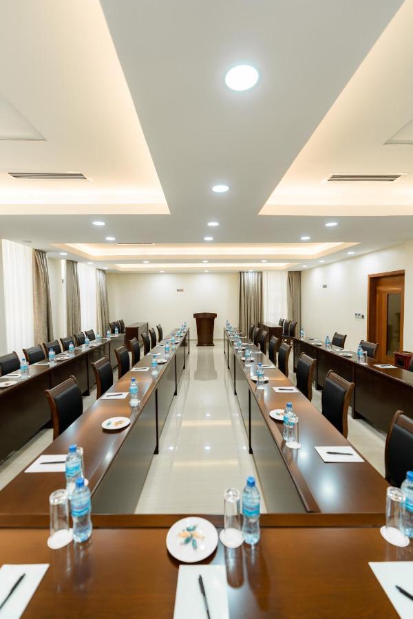 Kibo Palace Hotel Moshi Zewnętrze zdjęcie